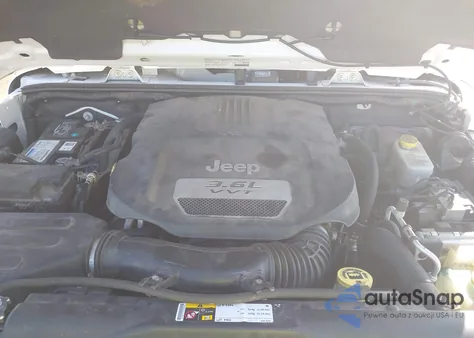 2013 Jeep Wrangler Unlimited Sahara z USA, uszkodzony, nr VIN 1C4BJWEG8DL514925